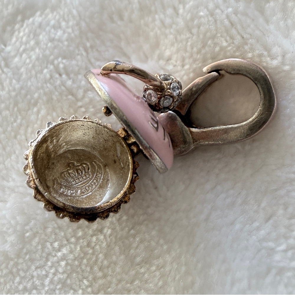 Retired Authentic Juicy Couture Pink Cupcake Bracelet Charm - Picture 4 of 9